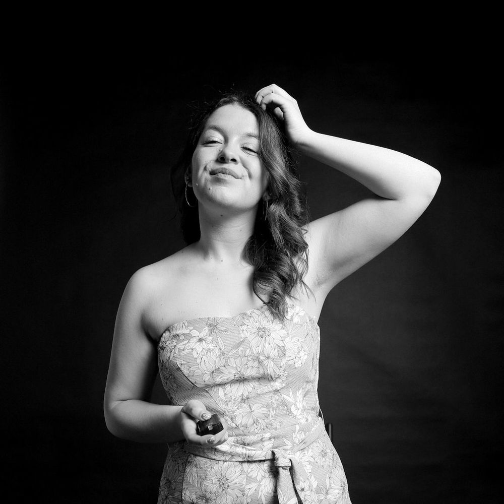 Meet your Posher, Alexandra ivett
